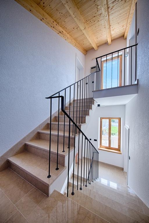 Apartments Villa Glorija Komiza Bagian luar foto
