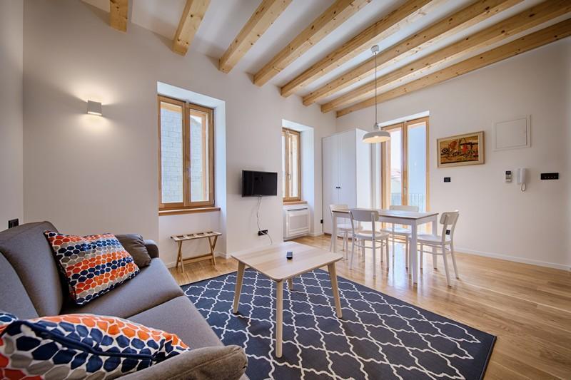 Apartments Villa Glorija Komiza Bagian luar foto